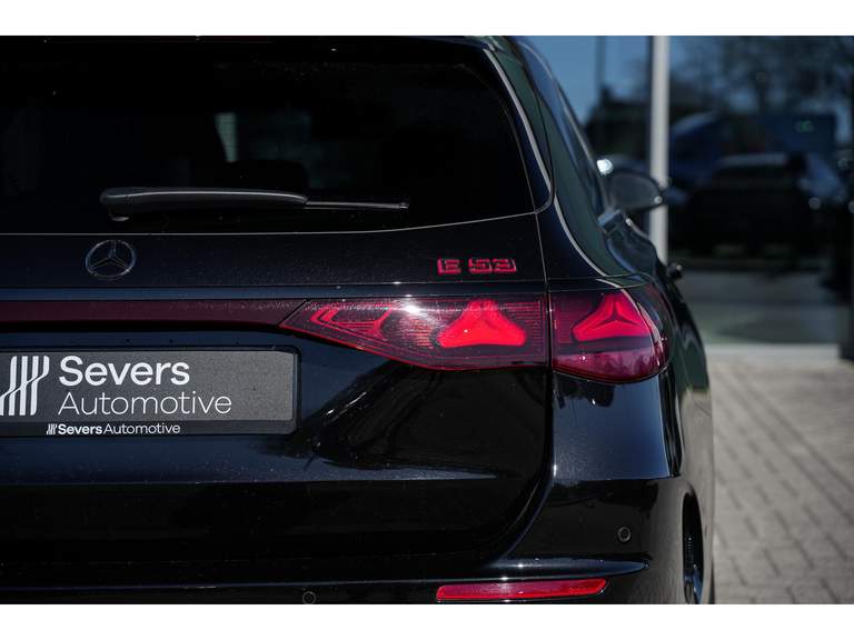 Mercedes-Benz Mercedes-Benz