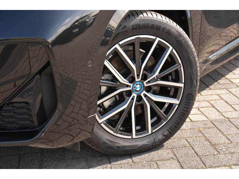 BMW BMW