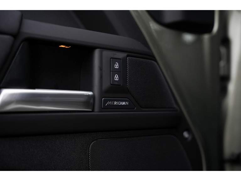 Land Rover Land Rover