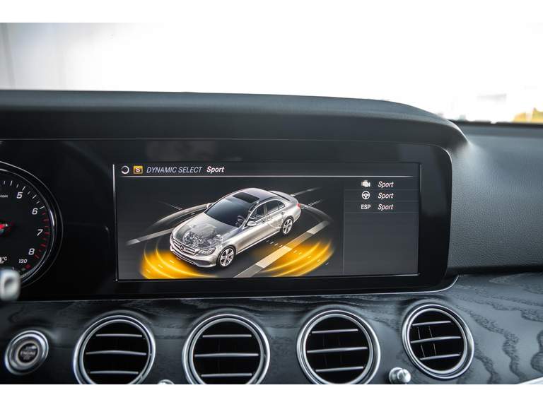 Mercedes-Benz Mercedes-Benz