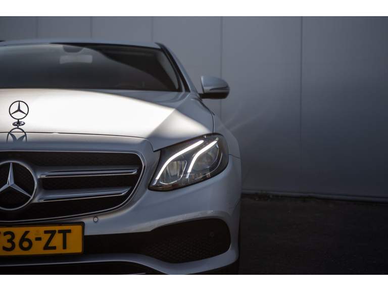 Mercedes-Benz Mercedes-Benz