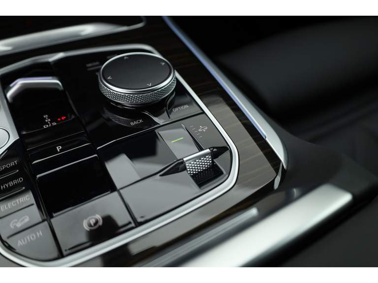 BMW BMW