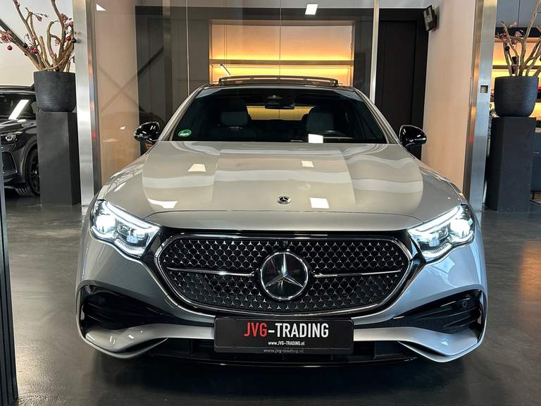 Mercedes-Benz Mercedes-Benz