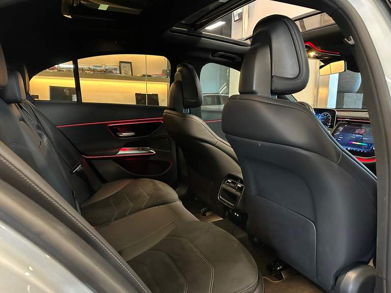 Mercedes-Benz Mercedes-Benz