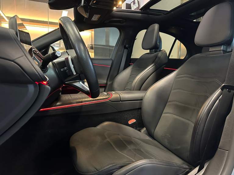 Mercedes-Benz Mercedes-Benz