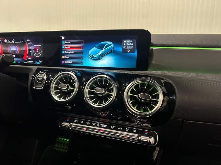 Mercedes-Benz Mercedes-Benz