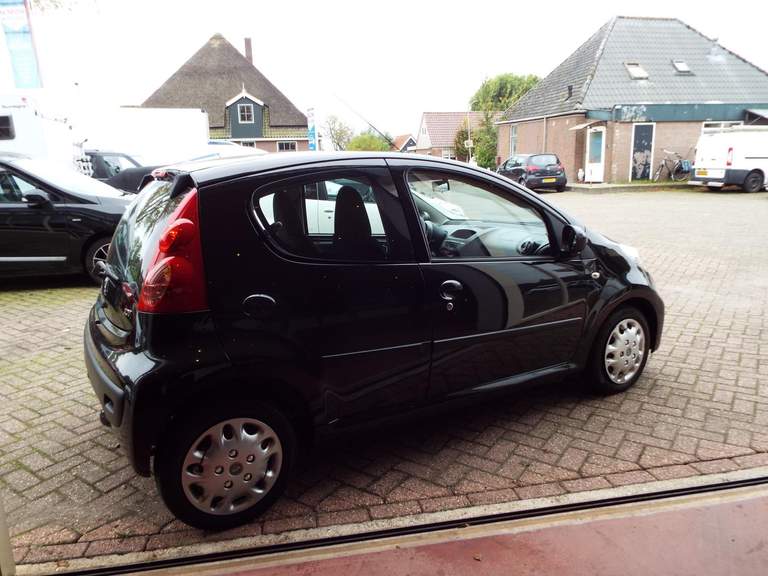 Peugeot