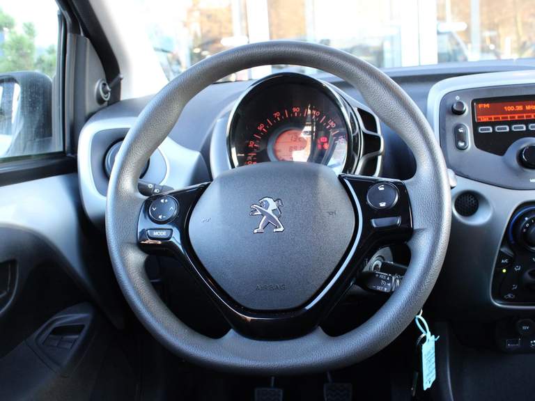 Peugeot