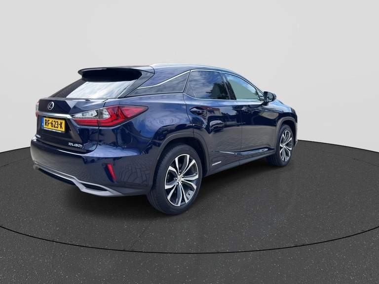 Lexus