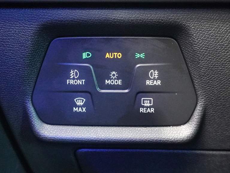 SEAT SEAT
