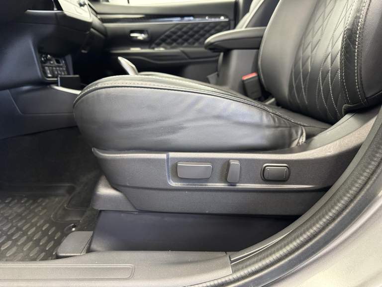 Mitsubishi Mitsubishi