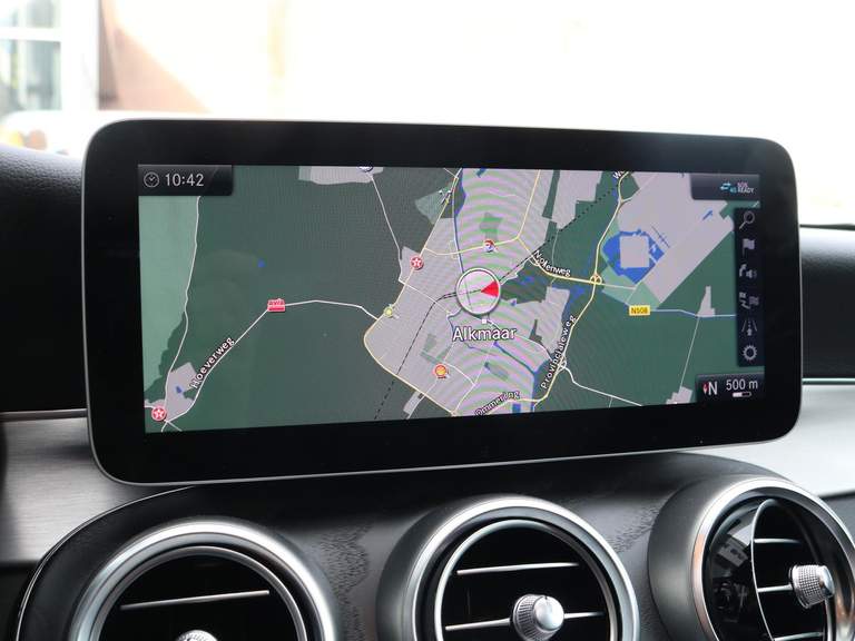 Mercedes-Benz Mercedes-Benz