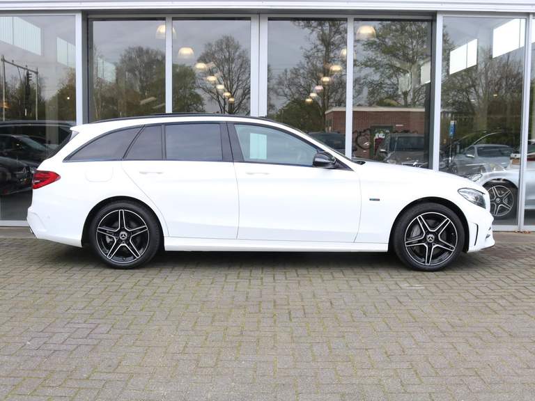 Mercedes-Benz Mercedes-Benz