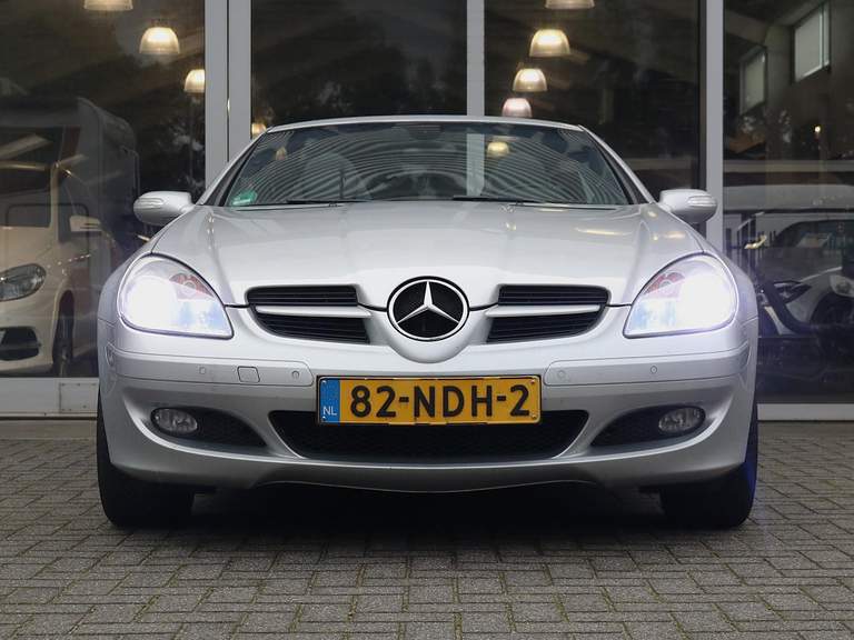 Mercedes-Benz Mercedes-Benz