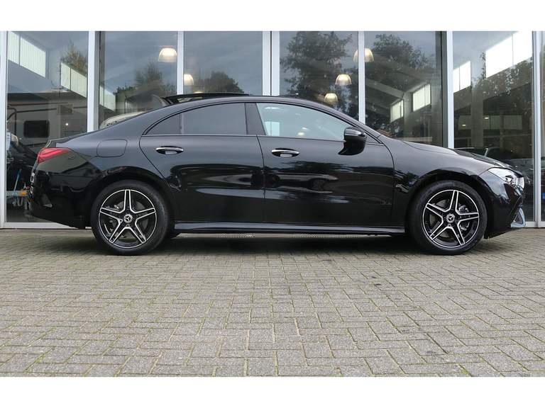 Mercedes-Benz Mercedes-Benz