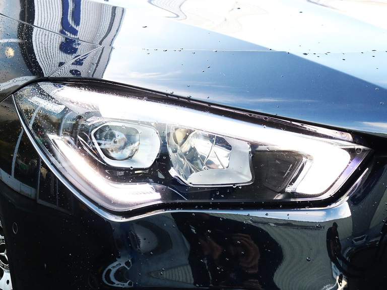 Mercedes-Benz Mercedes-Benz