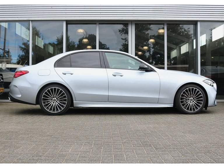 Mercedes-Benz Mercedes-Benz