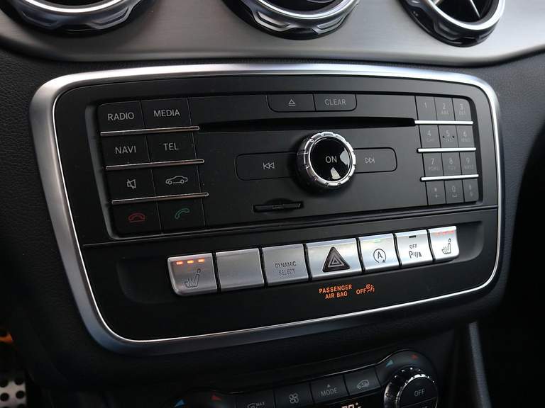 Mercedes-Benz Mercedes-Benz