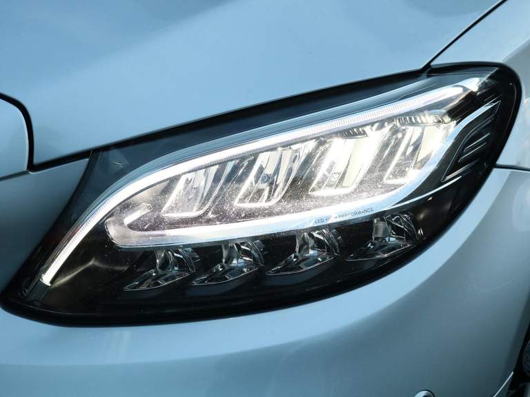 Mercedes-Benz Mercedes-Benz