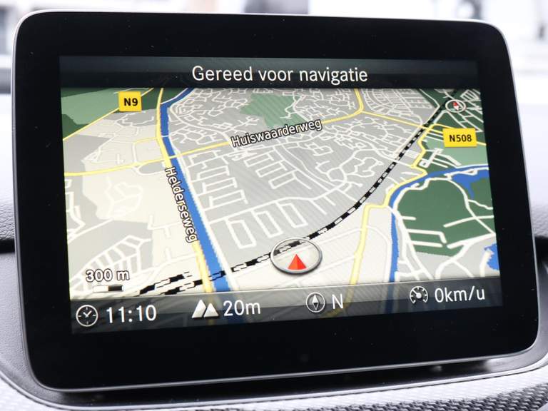 Mercedes-Benz Mercedes-Benz