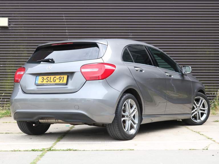 Mercedes-Benz Mercedes-Benz