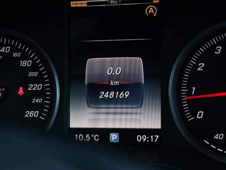 Mercedes-Benz Mercedes-Benz