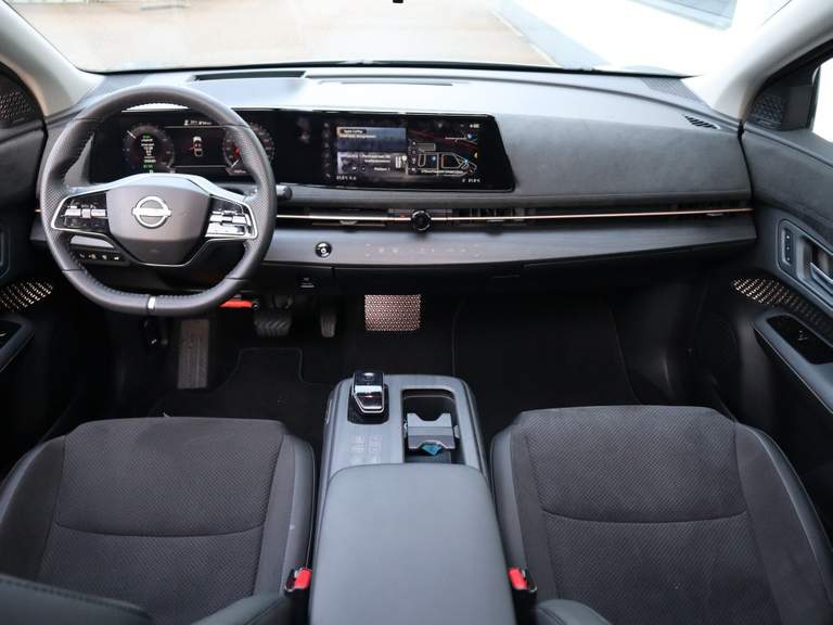 Nissan Nissan