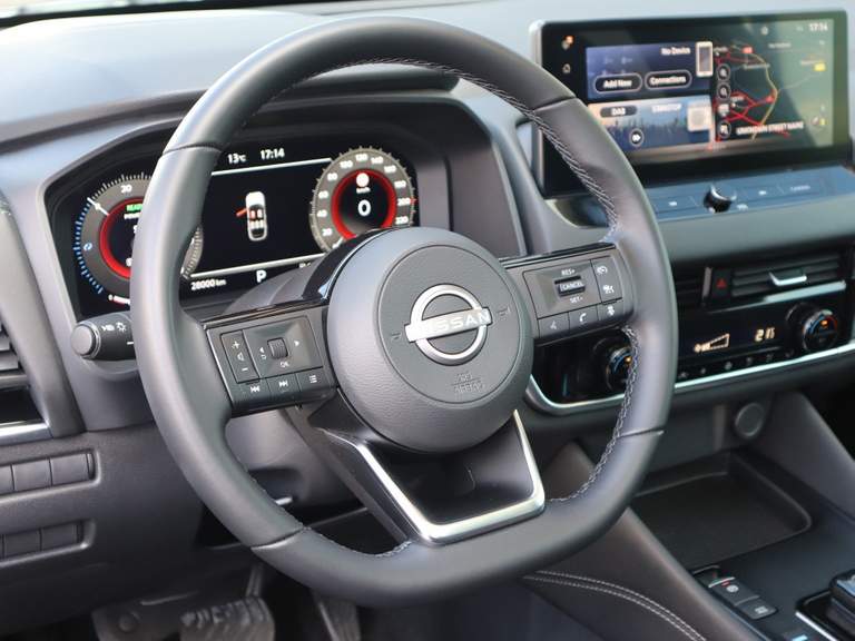 Nissan Nissan