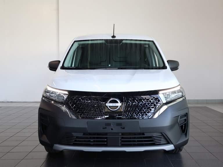 Nissan Nissan