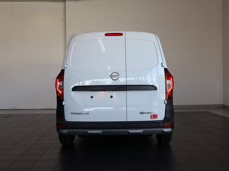 Nissan Nissan
