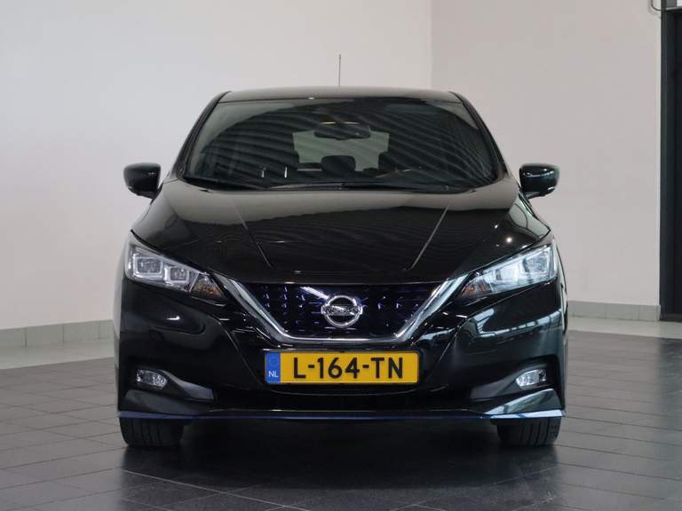 Nissan Nissan