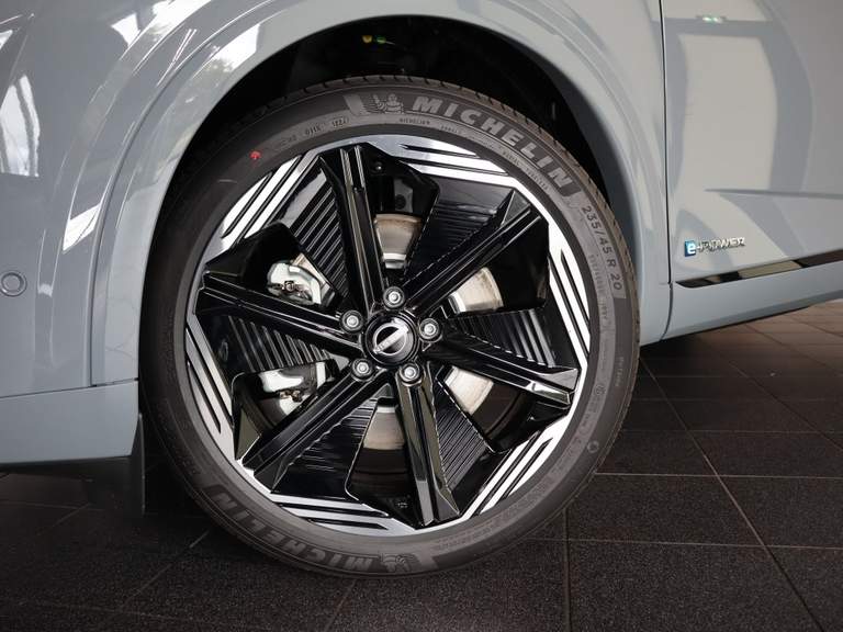 Nissan Nissan