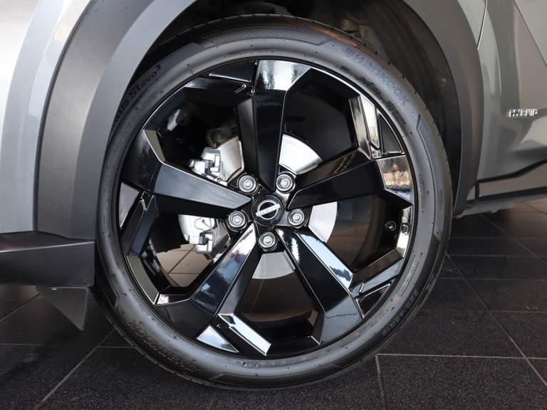 Nissan Nissan