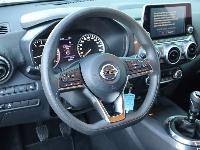 Nissan Nissan
