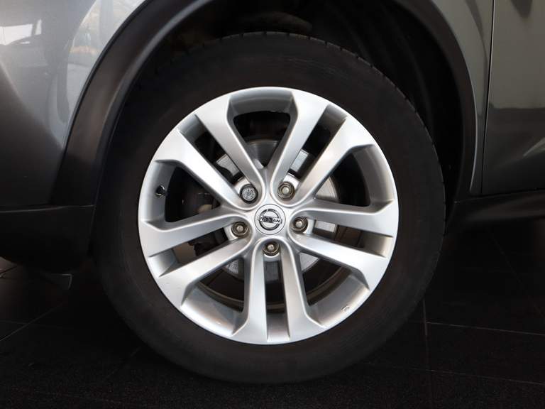 Nissan Nissan