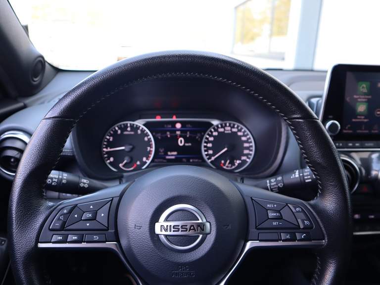 Nissan Nissan