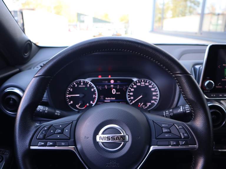 Nissan Nissan