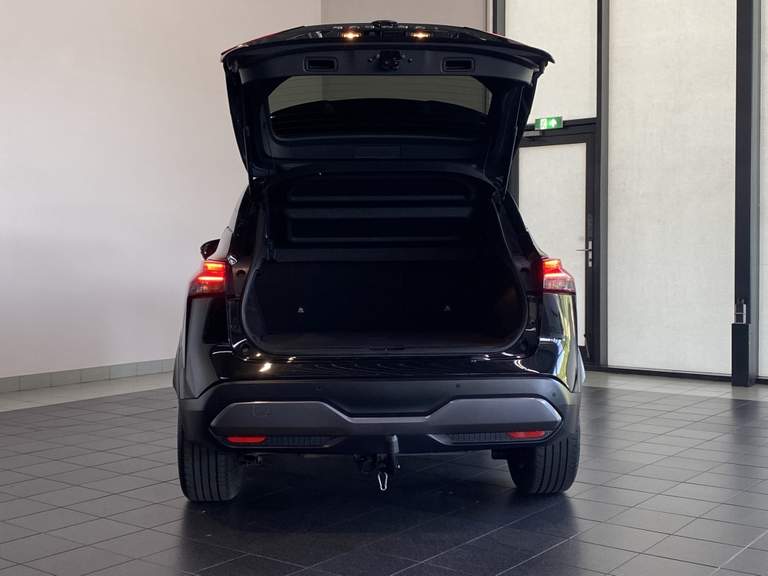 Nissan Nissan