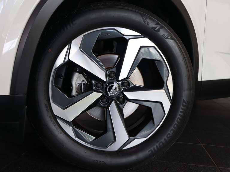 Nissan Nissan