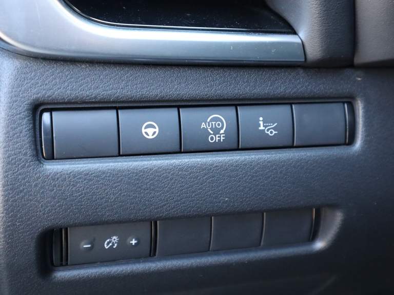 Nissan Nissan