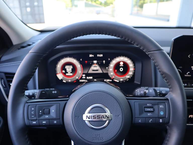 Nissan Nissan
