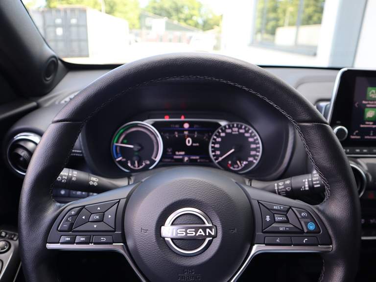 Nissan Nissan