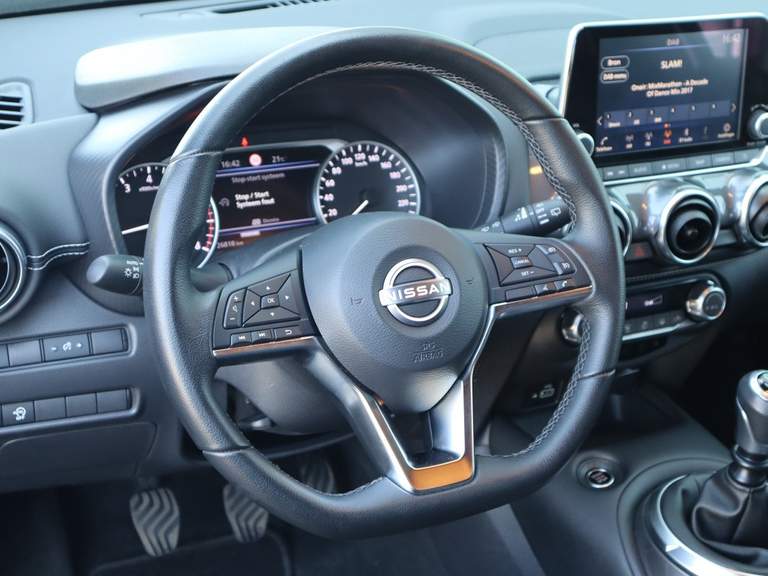 Nissan Nissan