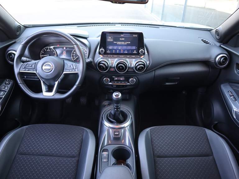 Nissan Nissan