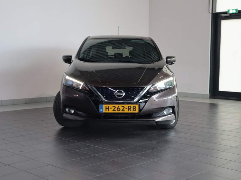 Nissan Nissan