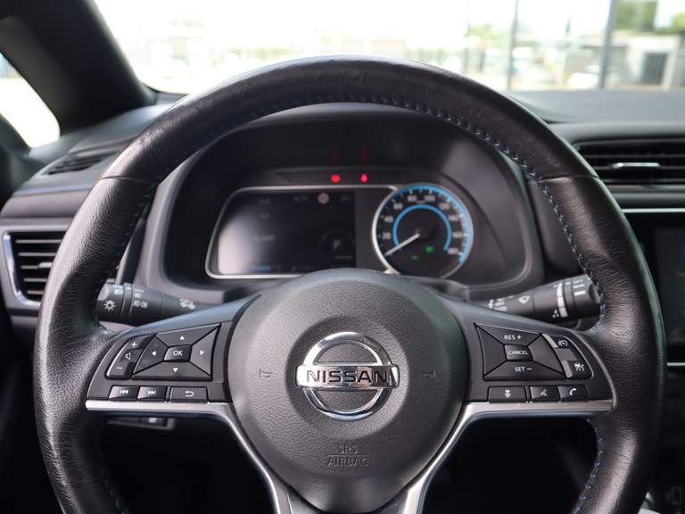 Nissan Nissan
