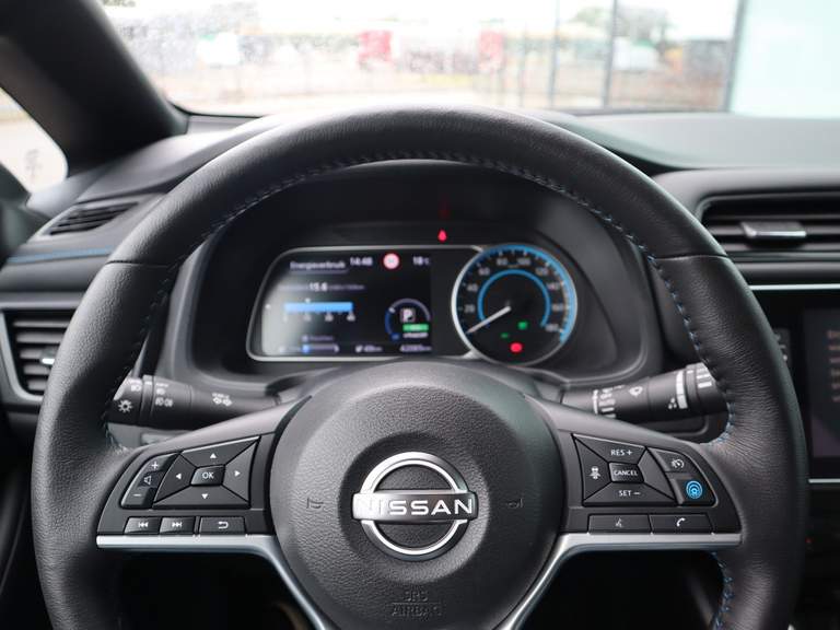 Nissan Nissan