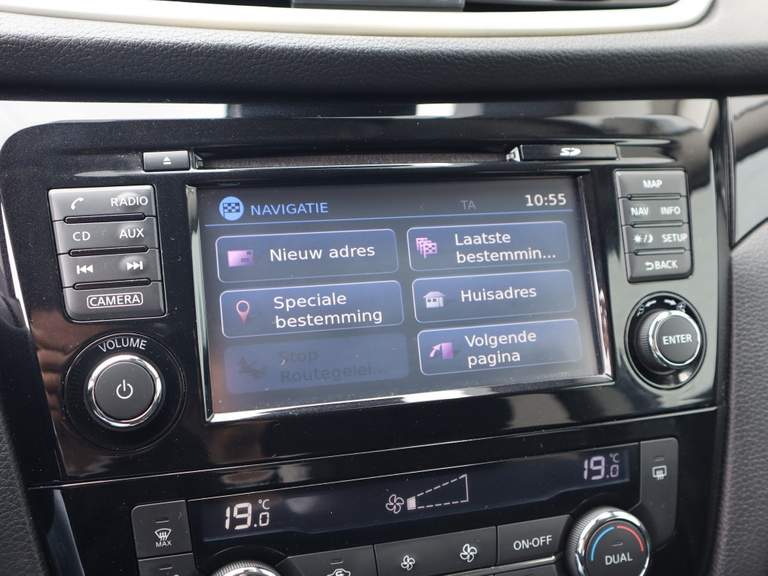 Nissan Nissan