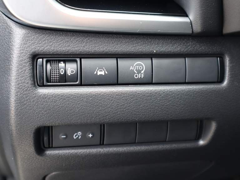 Nissan Nissan