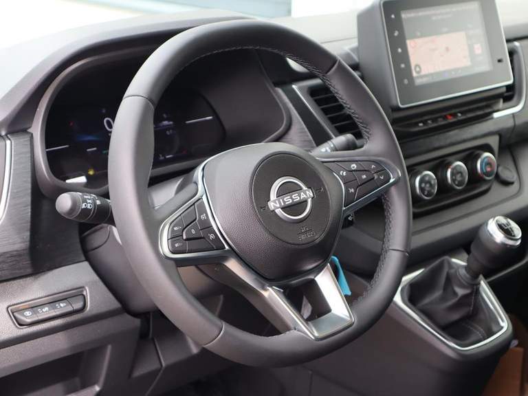 Nissan Nissan